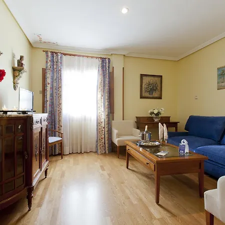 Casona De La Reyna 3*