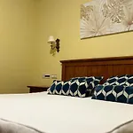 Casona De La Reyna Hotel