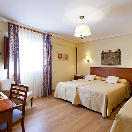 Готель Casona De La Reyna Толедо