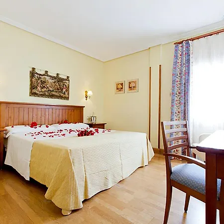 Casona De La Reyna 3*