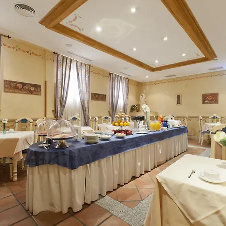Готель Casona De La Reyna Толедо