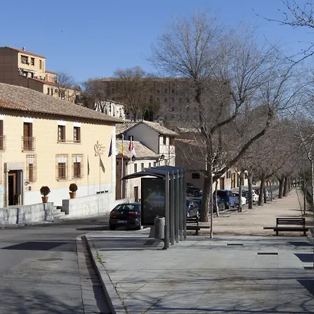 Готель Casona De La Reyna