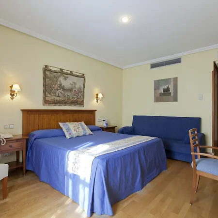 Готель Casona De La Reyna