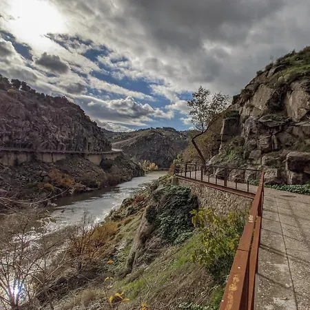 Готель Casona De La Reyna Толедо