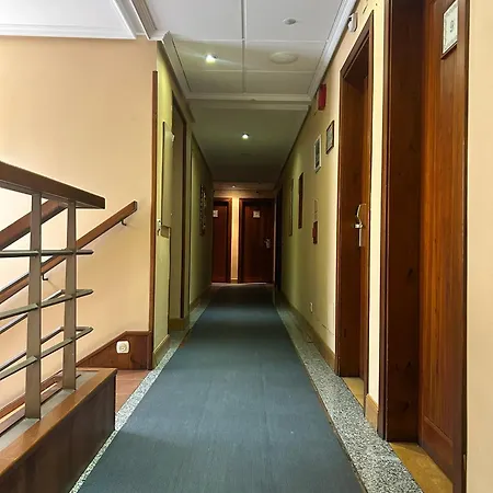 Готель Casona De La Reyna