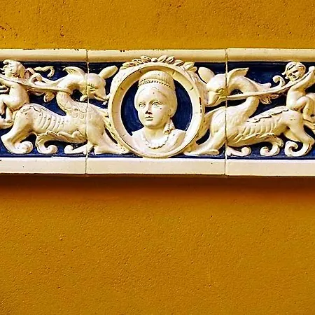 Casona De La Reyna