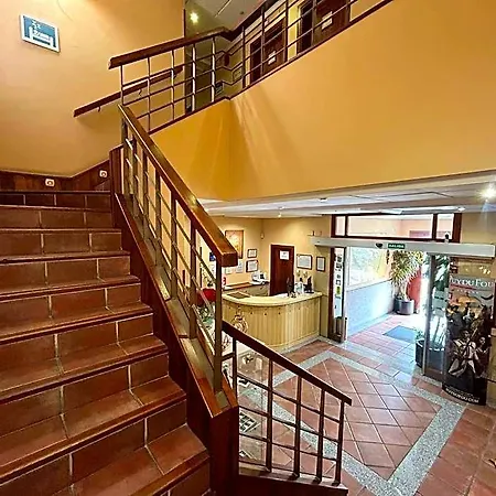 Hotel Casona De La Reyna 3*