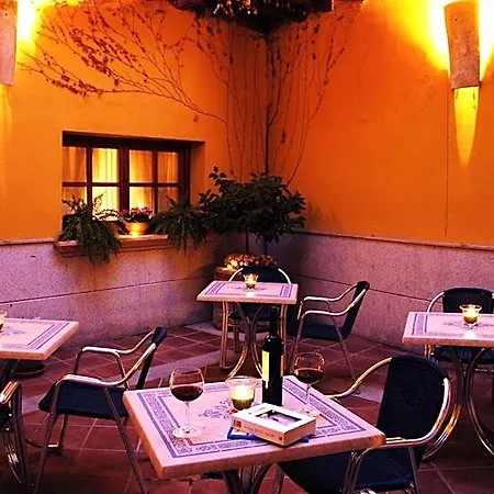 Casona De La Reyna Hotel 3*