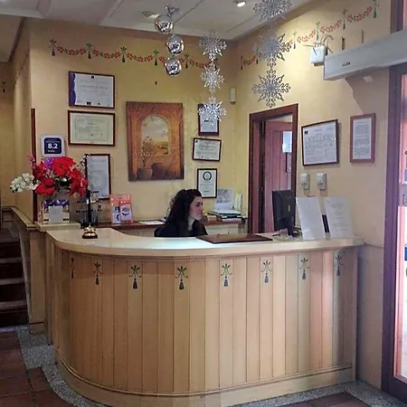 Hotel Casona De La Reyna Toledo
