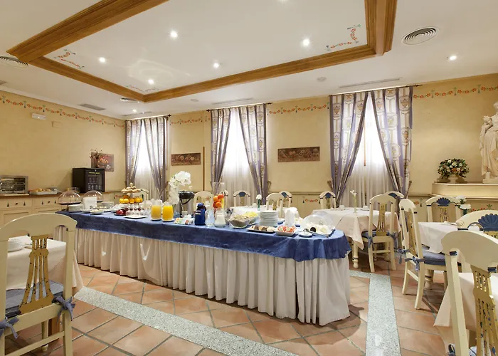 Hotel Casona De La Reyna